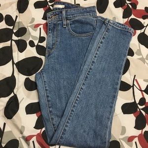 Levis 721 High Rise Skinny jeans